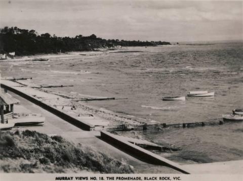 The promenade, Black Rock