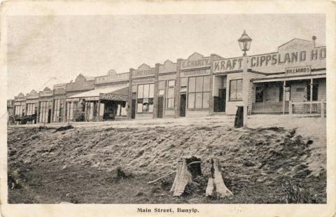 Main Street, Bunyip