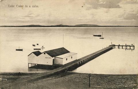 Lake Colac in a calm
