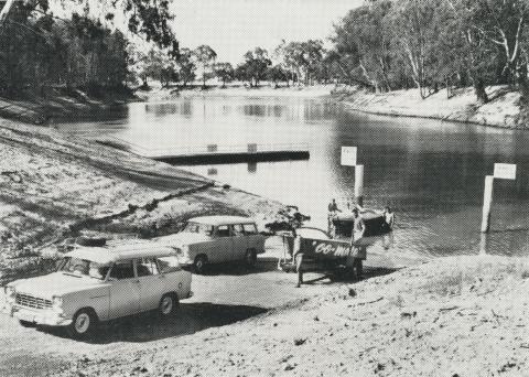 Boat Ramp and Mooring Jetty behind the Echuca Caravan Park, 1968