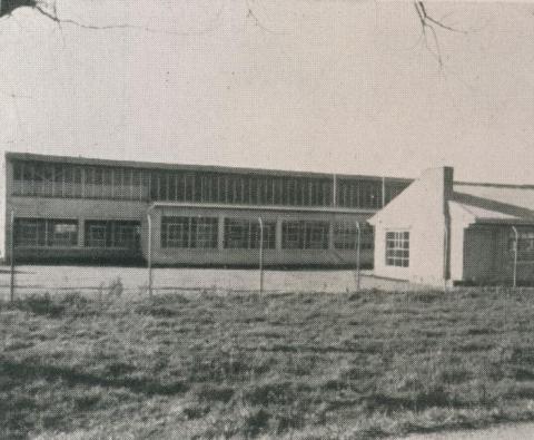 Nylex works, Lilydale, 1955