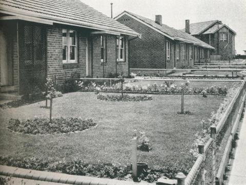 Gardens on Fisherman's Bend Estate, 1942