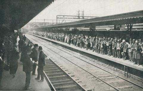 Flinders Street Platform, Melbourne, 1927