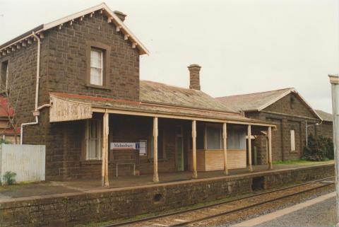 Malmsbury Railway Station, 2000