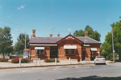 Rushworth Post Office, 2001
