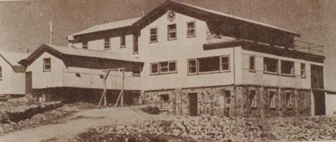 Chalet on the Bright to Omeo Alpine Highway, 1950