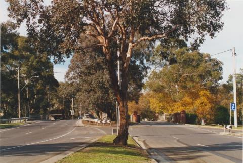 Bridges, Main Street, Diamond Creek, 2002