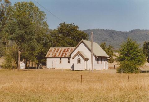 Whitfield Uniting Church, 2006