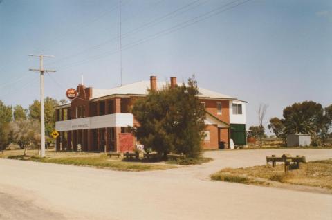 Mystic Park hotel, 2007