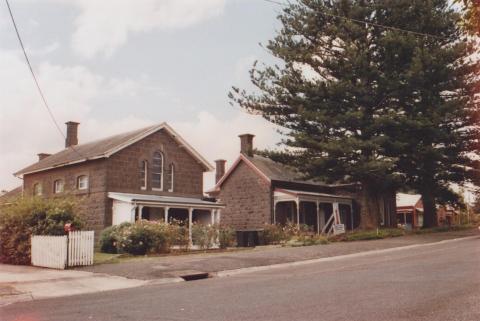 Old Court House and Old Shire Office, Mortlake, 2011