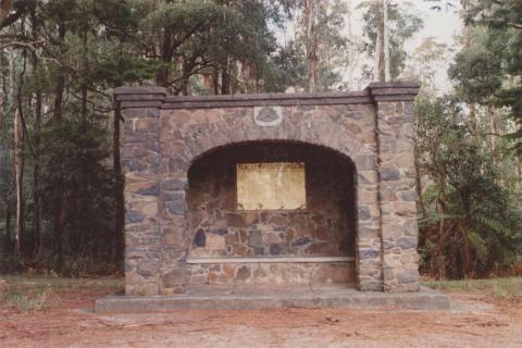 War Memorial, Ferny Creek, 2013