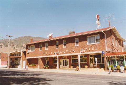 Tallangatta Hotel, 2006