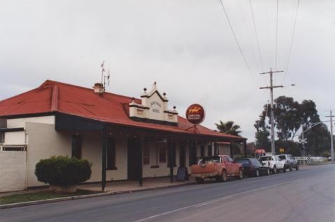 Junction Hotel, Toolamba, 2011