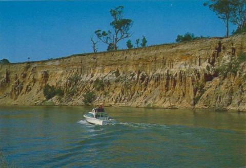 The red cliffs of Eagle Point Bluff on the Mitchell River