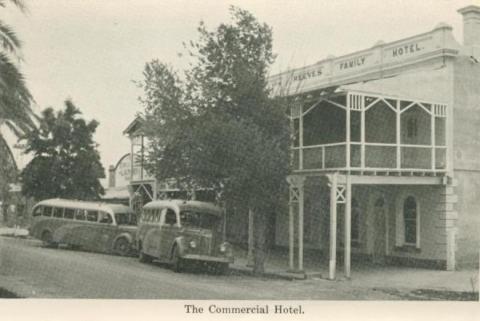 The Commercial Hotel, Echuca, 1955