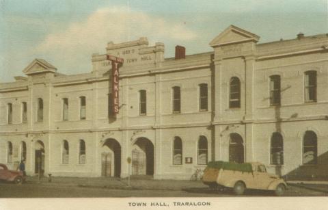 Town Hall, Traralgon