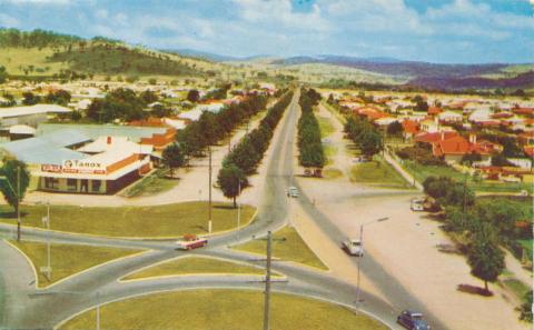 Looking south down High Street, Wodonga, 1965