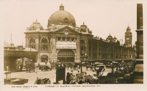 Flinders Street Railway Station, Melbourne