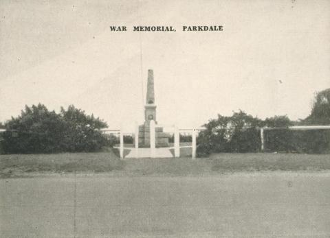 War Memorial, Parkdale, 1955