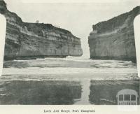 Loch Ard Gorge, Port Campbell, 1918