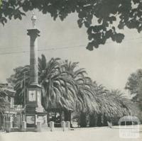 War Memorial, High Street, Echuca, 1950