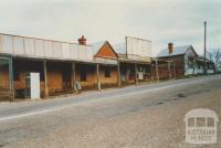 Newtown, Beechworth, before shops refurbished