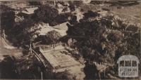 The house with the country club atmosphere, Mt Eliza, 1918