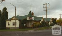 Poowong Hotel, 2002