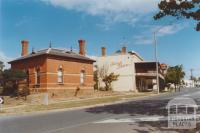 Former customs house (1886) and Old Empire Hotel, Wahgunyah, 2010