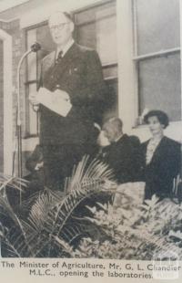 Opening of Scoresby Horticultural Research Station laboratory, 1956