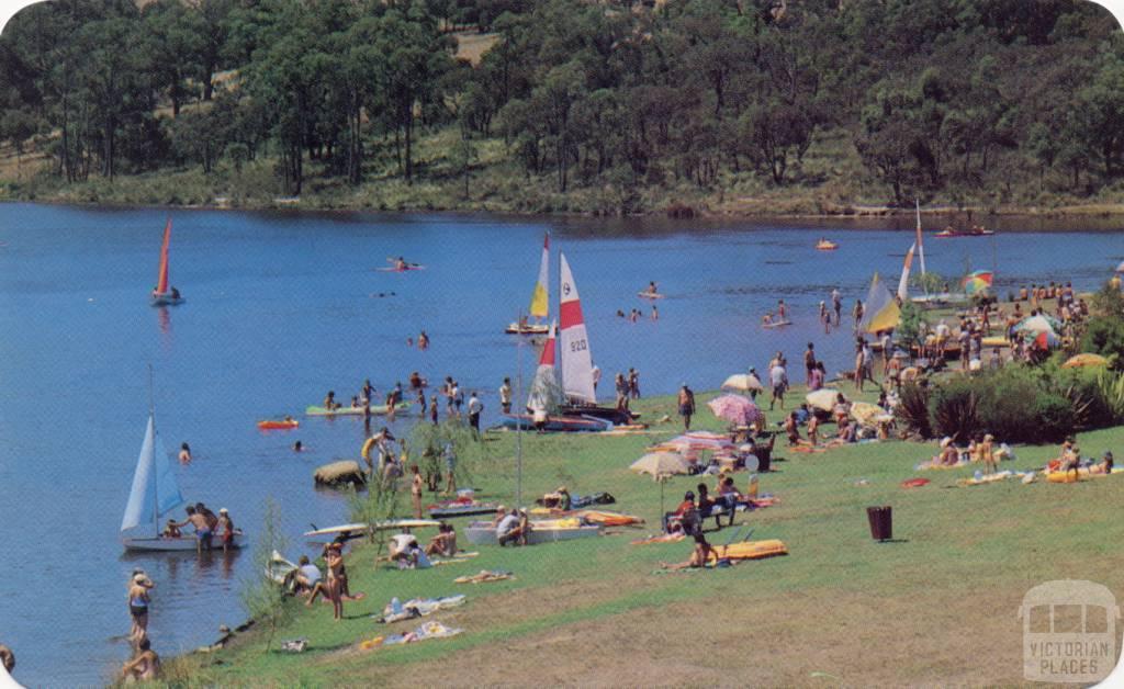 Boating on Aura Lake at Cardinia Creek Reservoir, Clematis