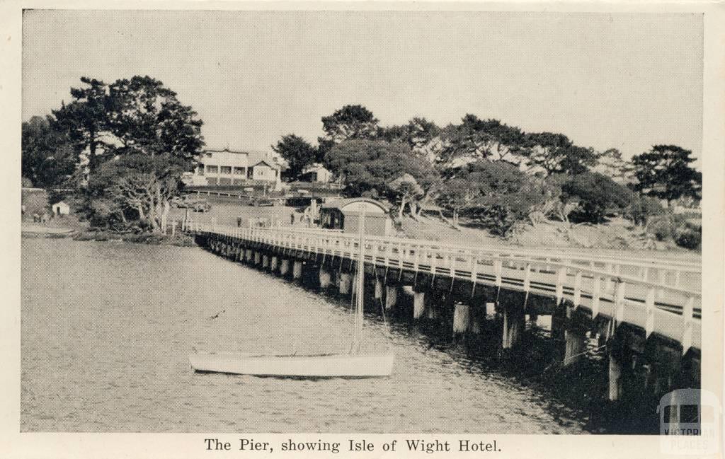 The pier, showing Isle of Wight Hotel, Cowes