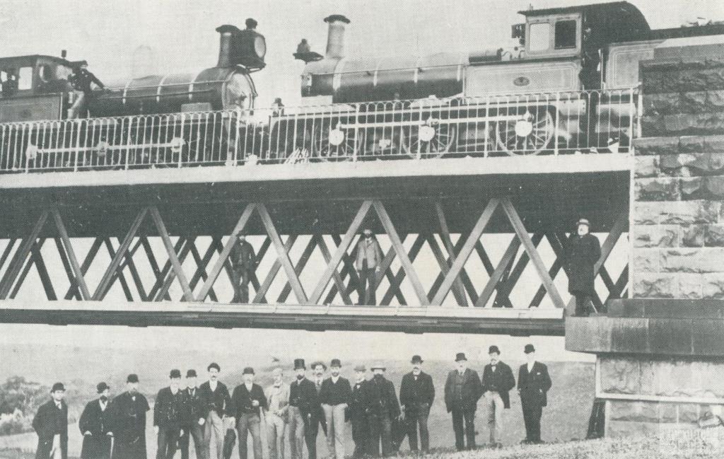 Testing the Moorabool viaduct in 1894