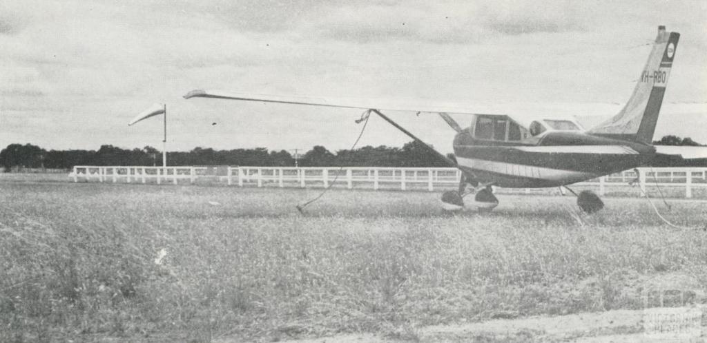 Airfield at Echuca, 1968