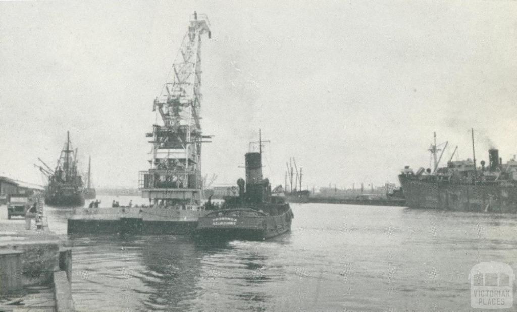 Floating crane, Port of Melbourne, 1947