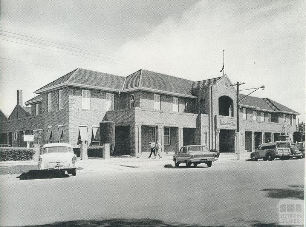 Mildura Working Man's Club, Main Entrance, 1964