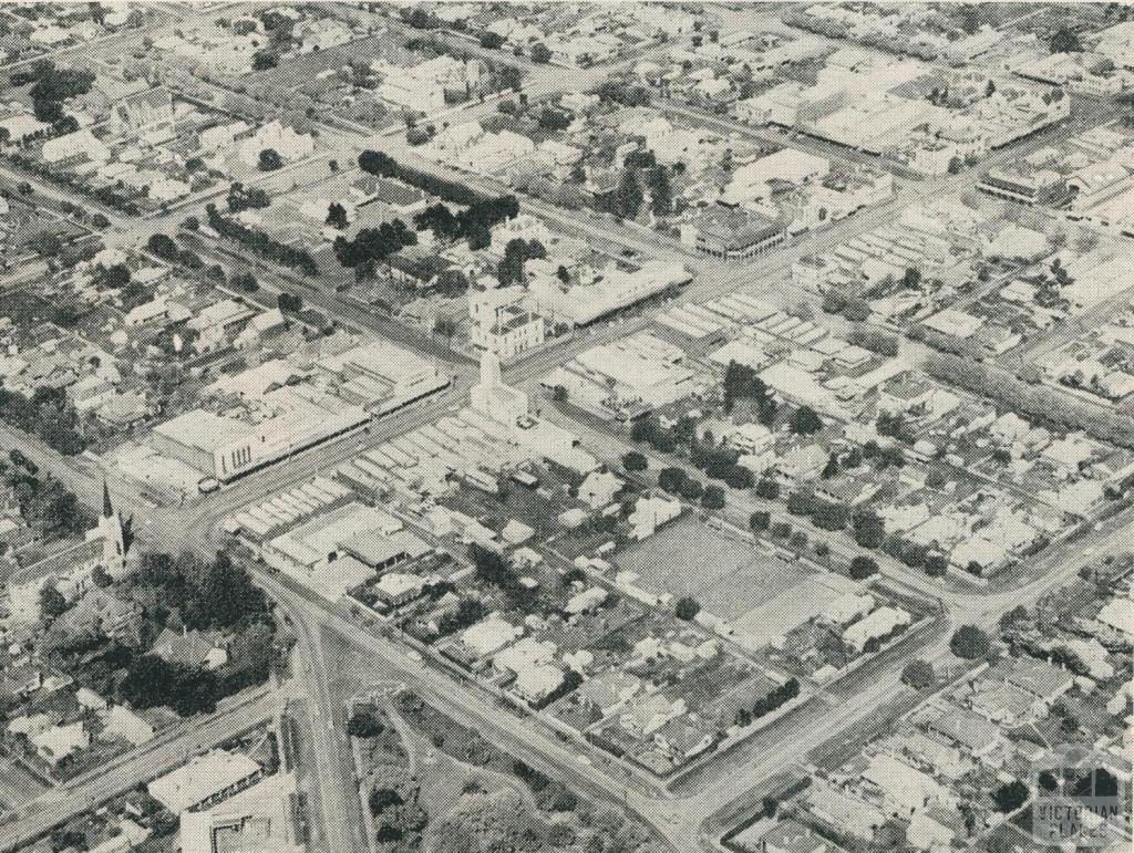 An aerial view of the city, Horsham, 1960