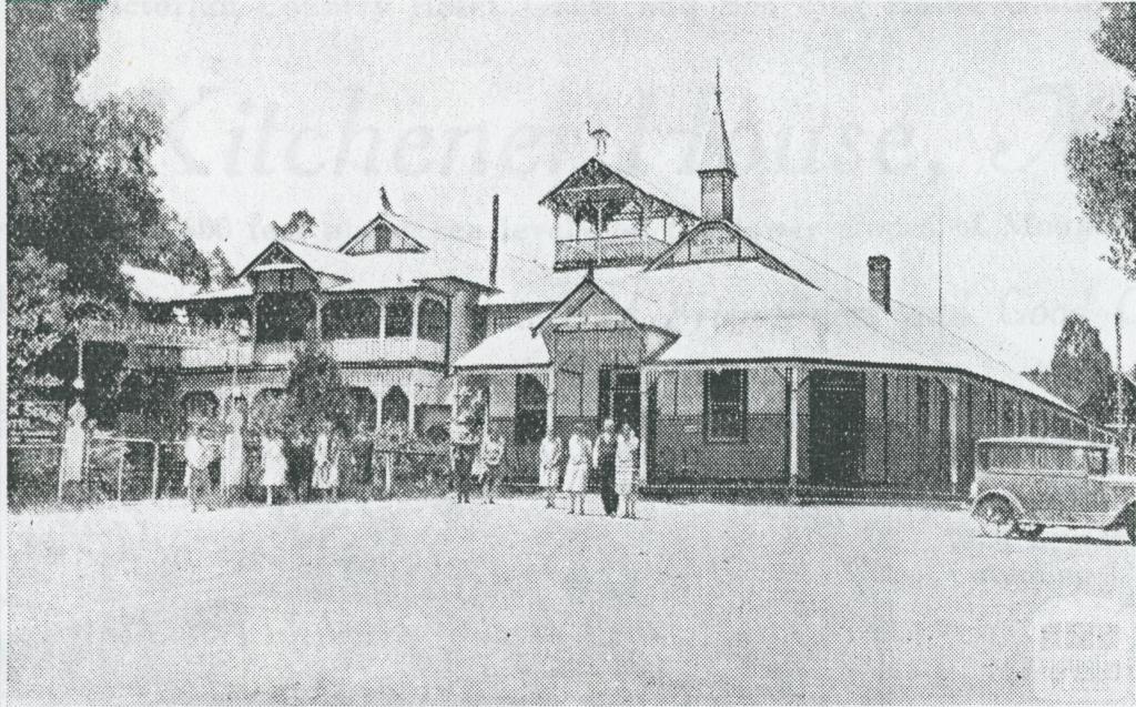 Blacks Spur Hotel and Narbethong House, 1931