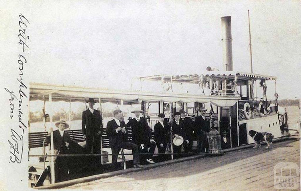 River Steamer Dargo, c1905