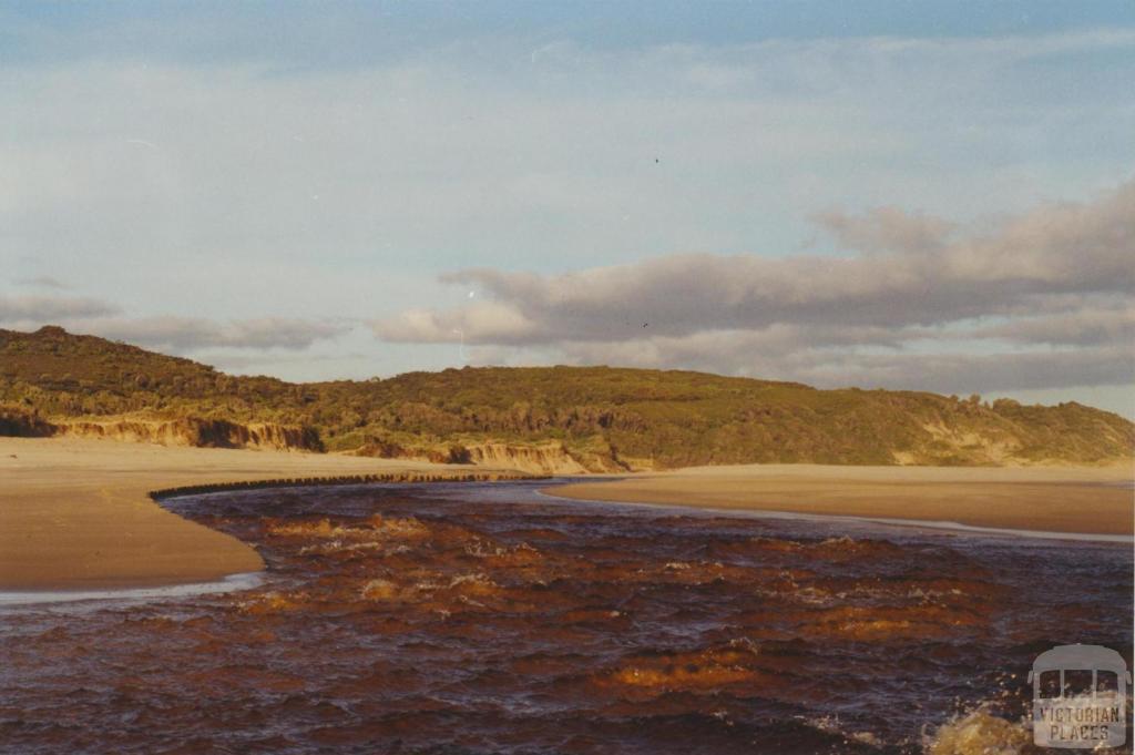 Thurra River, 2000