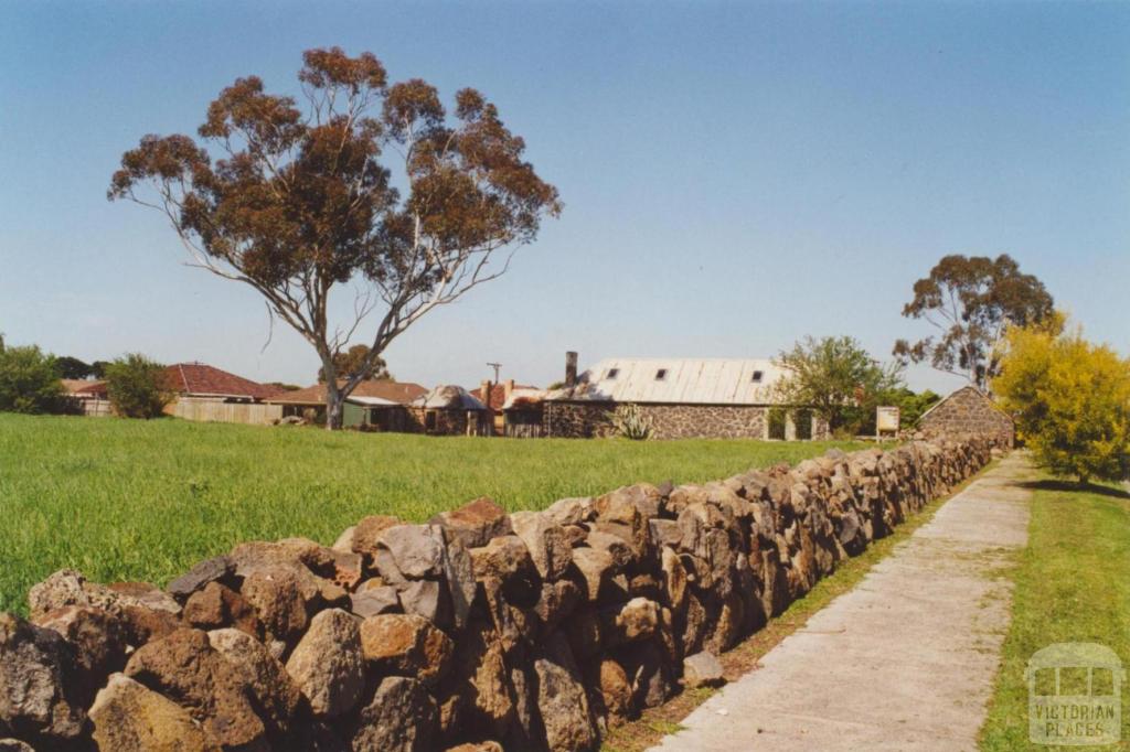 Lutheran farm buildings, Thomastown, 2000