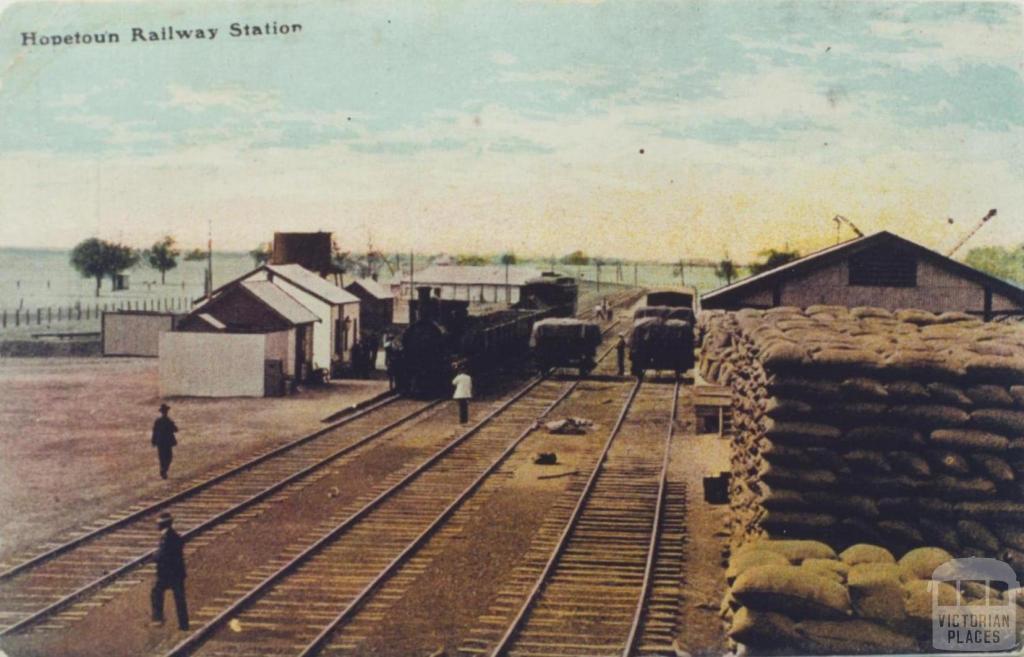 Hopetoun Railway Station, 1907