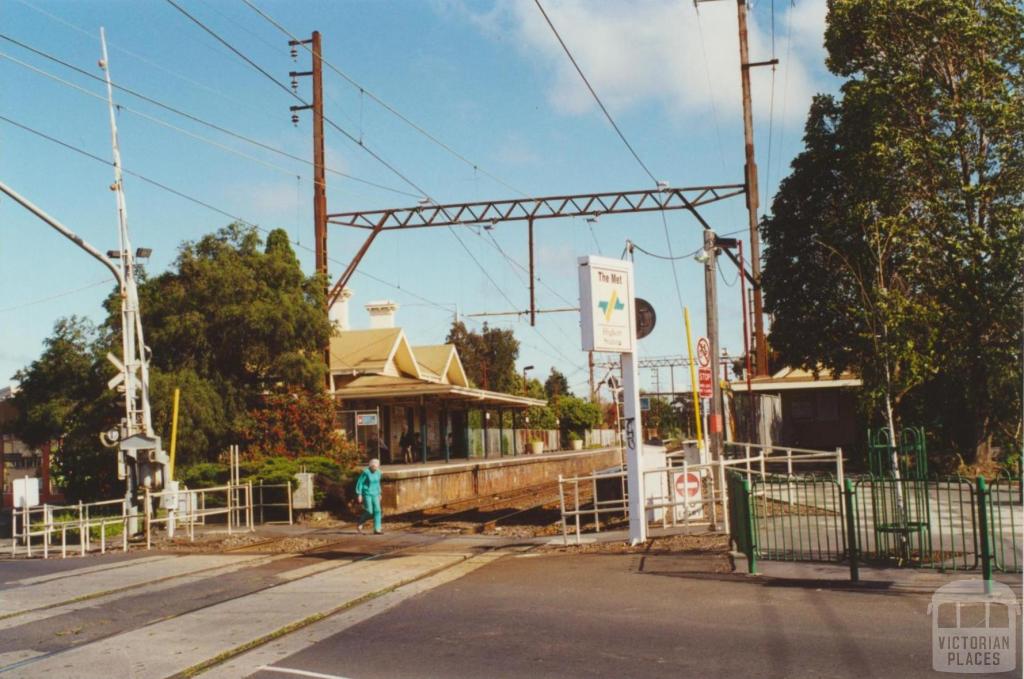 Highett Railway Station, 2000