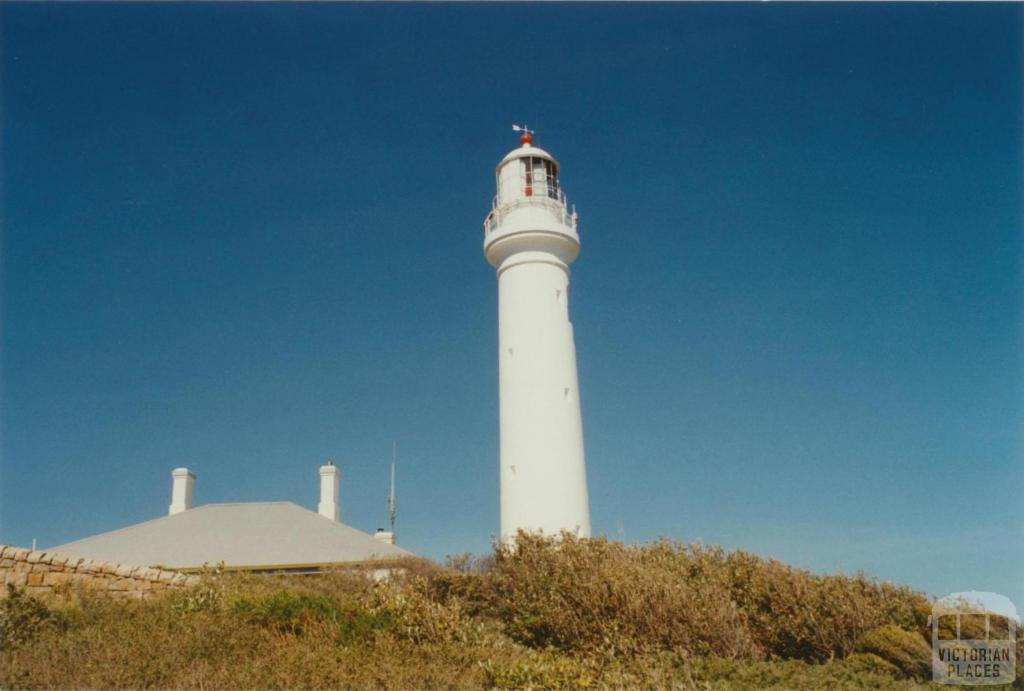 Port Hicks Lighthouse, 2002