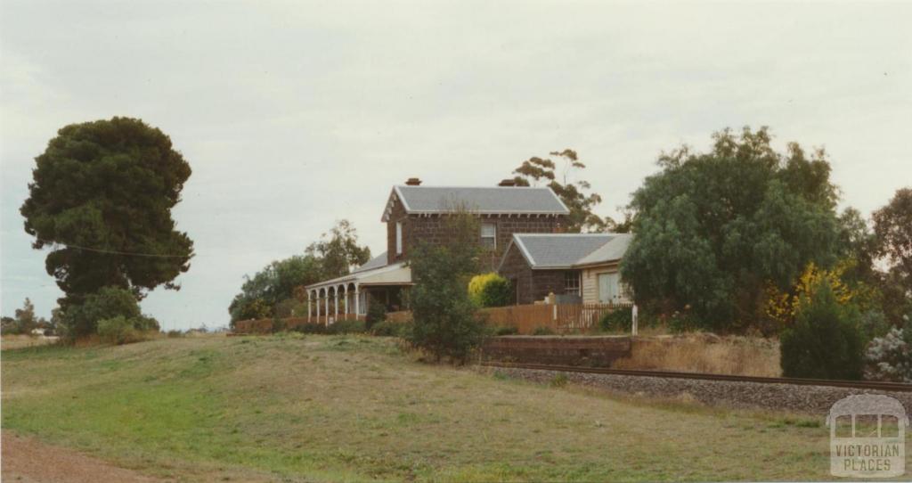 Bannock Railway Station, 2002