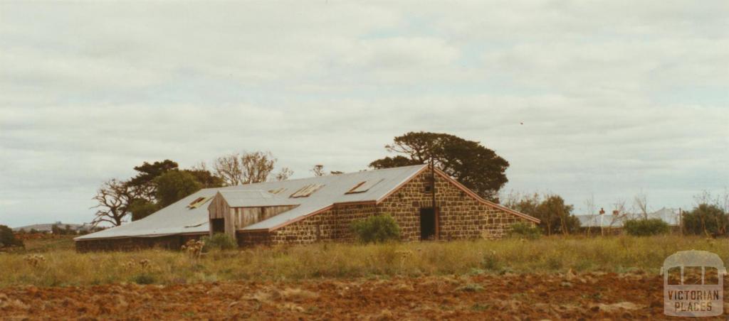 Deanside woolshed, Reed Court, Rockbank, 2002
