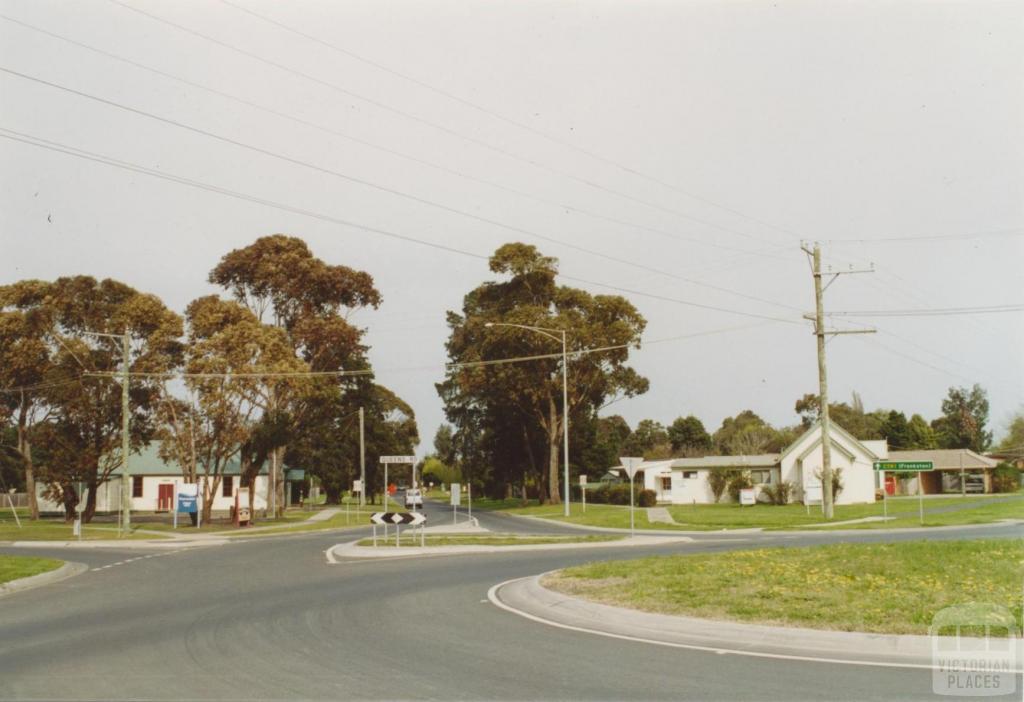 Pearcedale public hall and Church of England, 2005