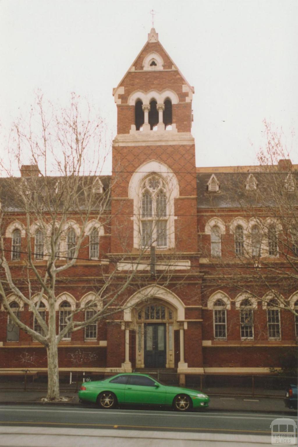 Queensberry Street, North Melbourne, 2006