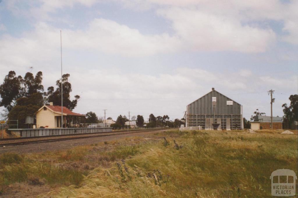 Dingee railway station, 2007