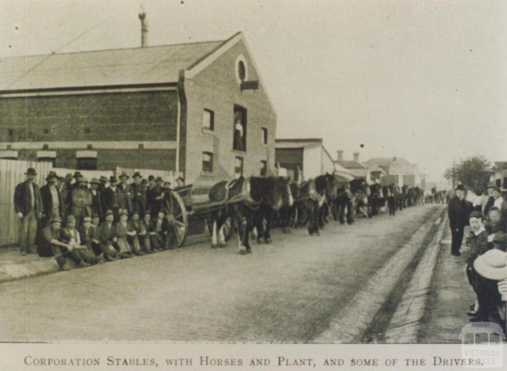 Corporation stables with horses and drivers, Richmond, 1914